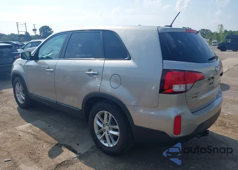 2014 Kia Sorento Lx z USA, uszkodzony, nr VIN 5XYKTCA62EG430036